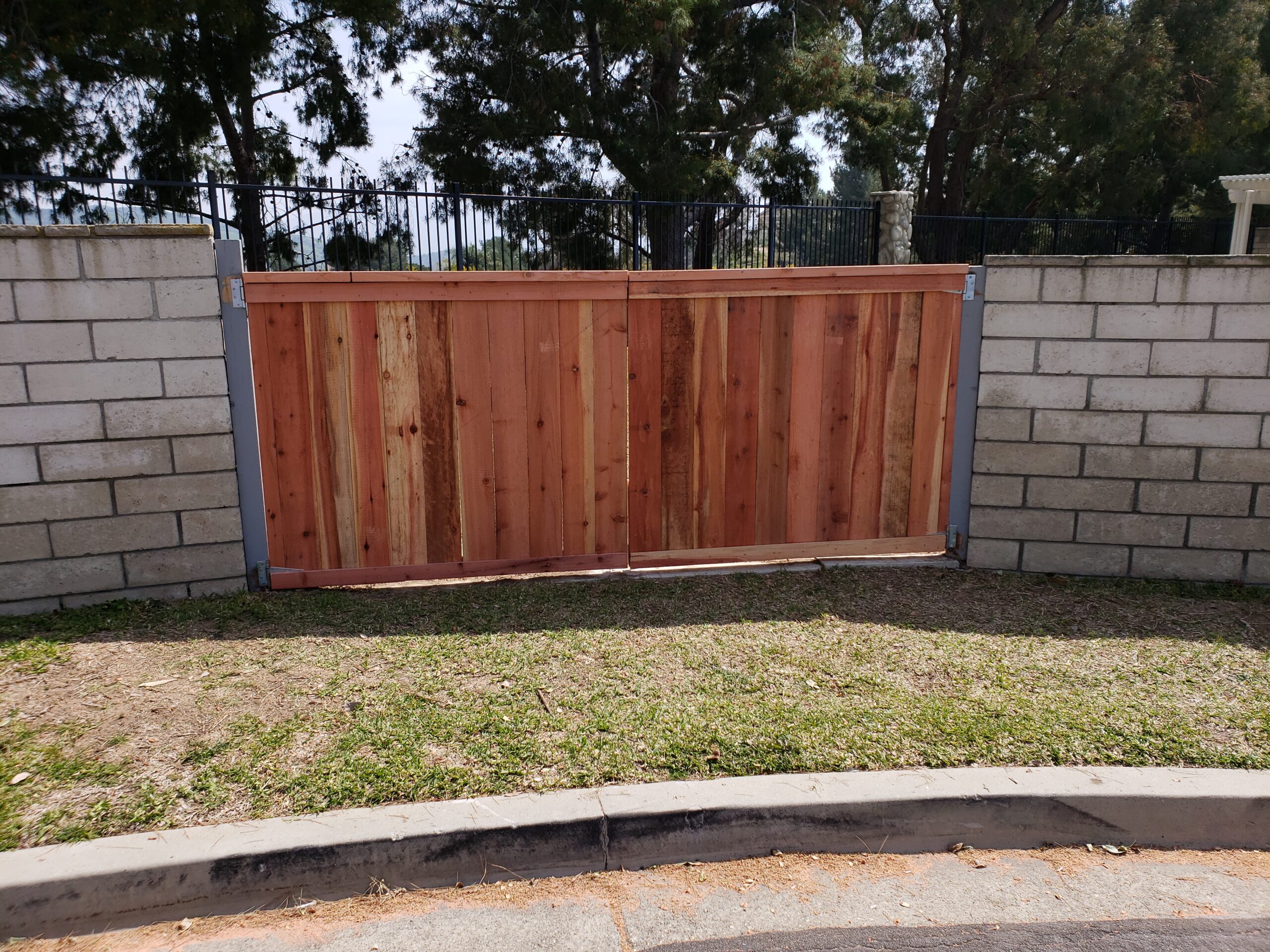 New Gate From Toms Handy Man Fencing