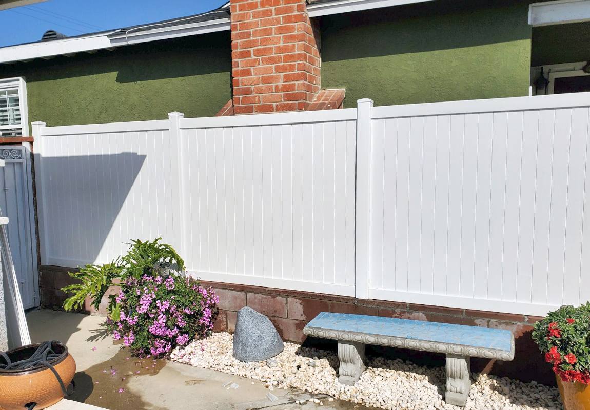 Vinyl Fence Installation Company Orange County