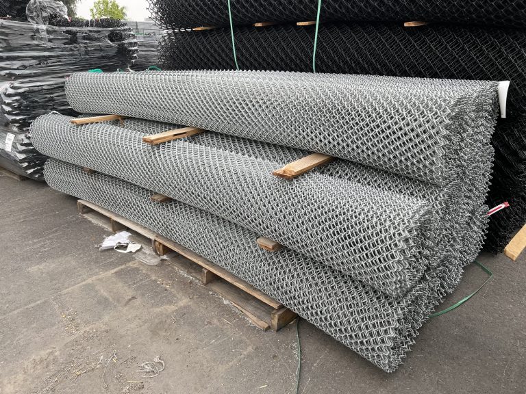 Chain Link Fencing For Warehouses