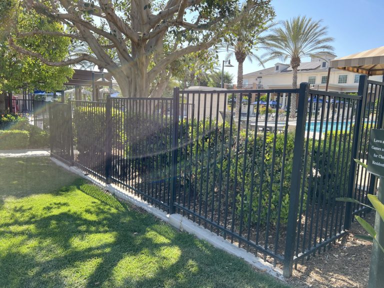 Pool Fence Contractor